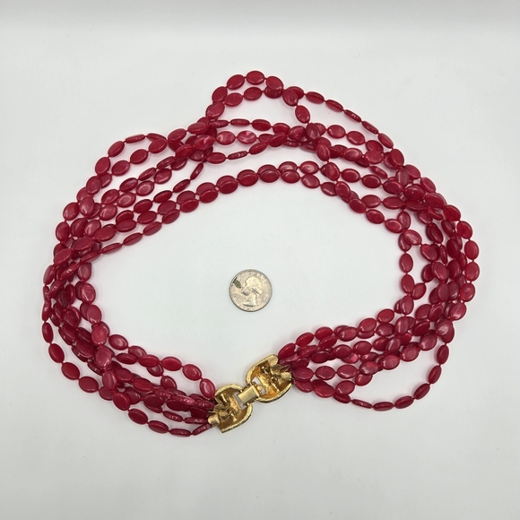 Vintage Acrylic Plastic Necklace Multistrand Beaded Red Fancy Clasp Retro Funky - Picture 3 of 5